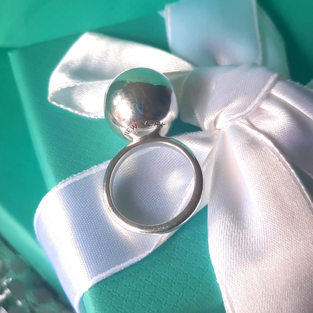 Tiffany & Co. Ball Ring with Gift Bag & Box Set 🌟 - Picture 4 of 11